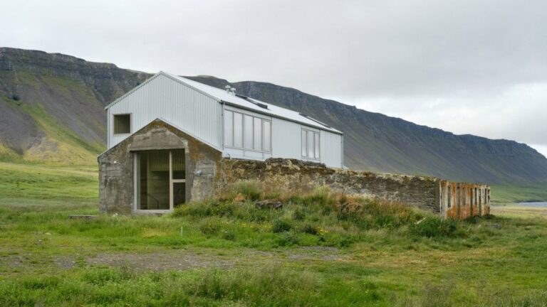 hloduberg artists studio studio bua architecture iceland dezeen 2364 hero 1024x576