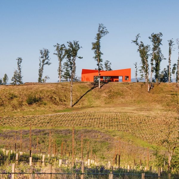 waechter architecture corollary winery oregon dezeen 2364 heroo