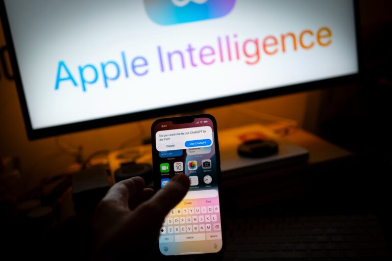 1733930251 Apple Intelligence GettyImages 21567894731