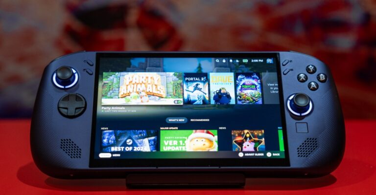 247466 CES 2025 Lenovo Legion Go S SteamOS ADiBenedetto 0001