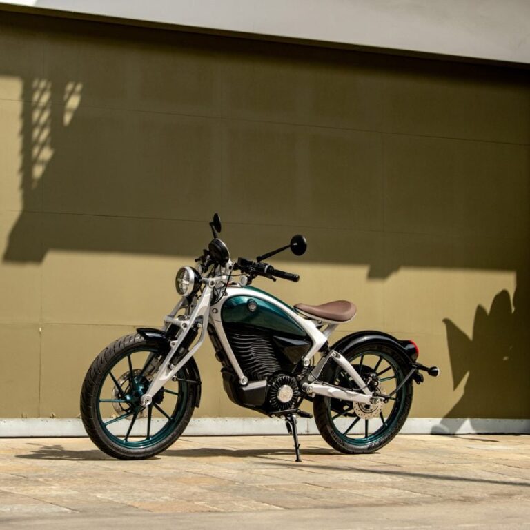 Flying flea motocycle dezeen 2364 col 0 852x852