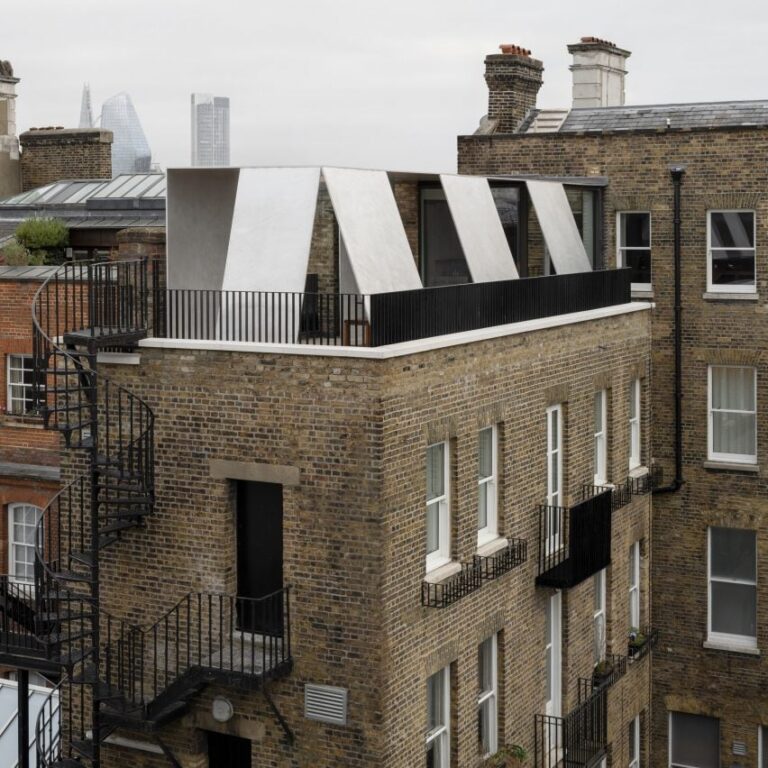 sq 2 covent garden apartment aluminium london carmody groarke dezeen 2364 col 0 852x852