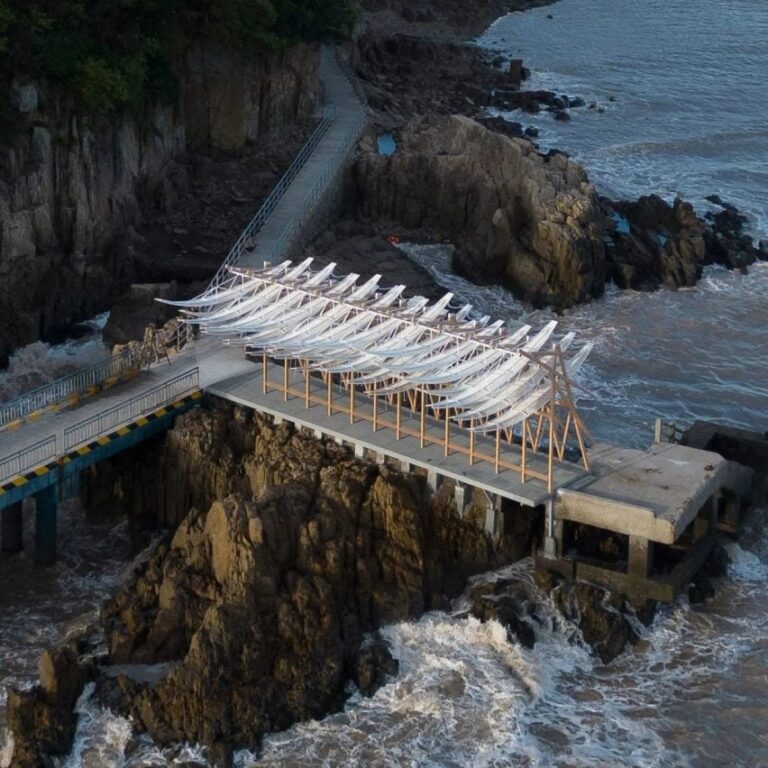 gn architects seaside pavilion china dezeen 2364 col 0 1704x2398 SQ 852x852